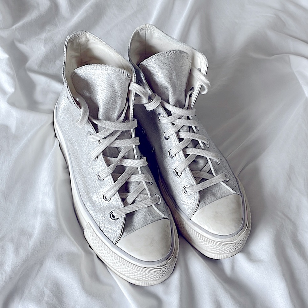 Silver platform Converse